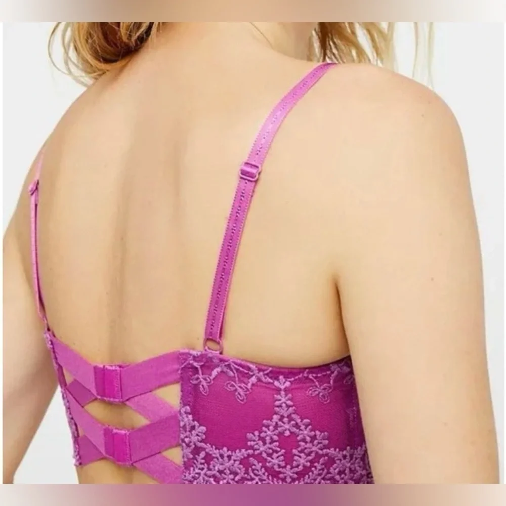Free People Intimately Daydreamer Underwire Bra Azalea NWT Size 32A